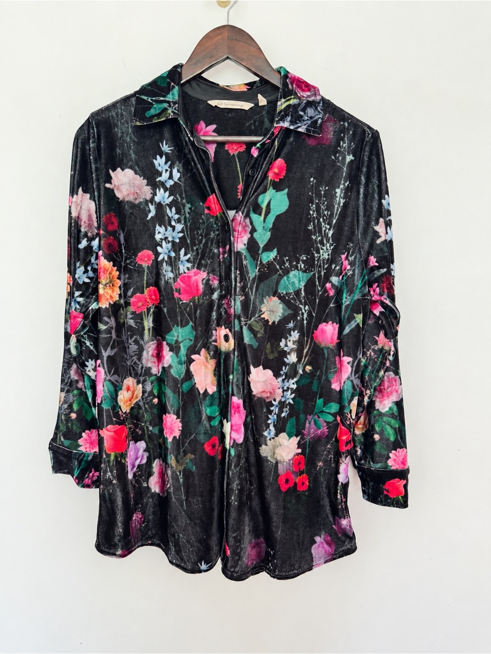 Soft Surroundings Petite Medium Floral Velvet Button Front Tunic